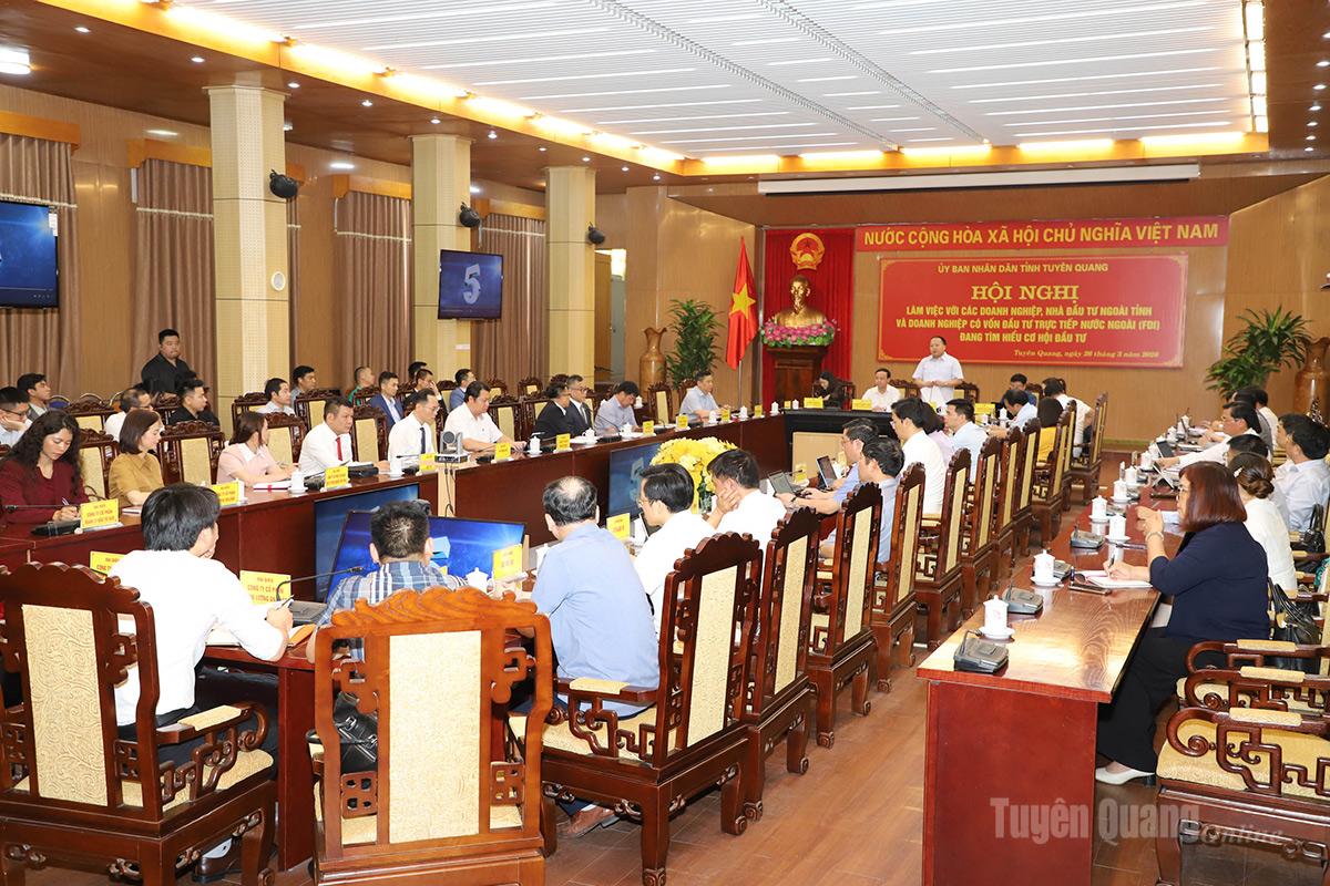 Quang cảnh hội nghị.