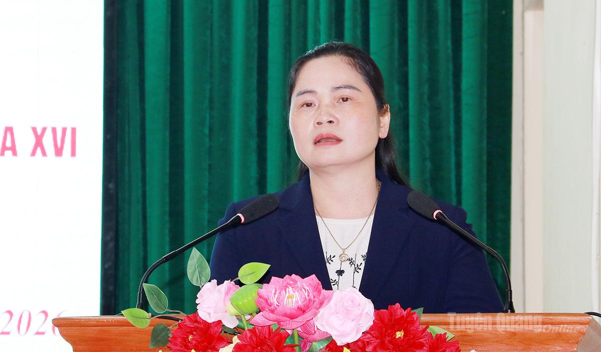 Ứng cử viên đại biểu Quốc hội khóa XVI Ma Thị Thúy, Ủy viên Ban Chấp hành Đảng bộ tỉnh, Ủy viên Ban Chấp hành Đảng bộ các cơ quan Đảng tỉnh, Phó Trưởng đoàn ĐBQH hoạt động chuyên trách khóa XV tỉnh, Ủy viên Hội đồng Dân tộc của Quốc hội trình bày chương trình hành động cá nhân.