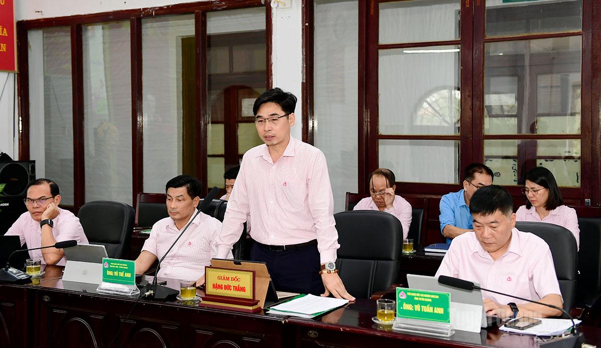 Lãnh đạo Chi nhánh Ngân hàng Chính sách xã hội tỉnh phát biểu tại hội nghị.