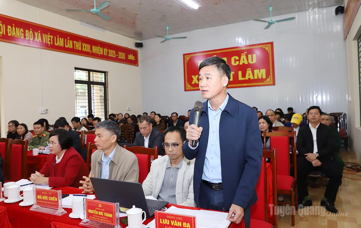 Cử tri Lưu Văn Đa, Chủ tịch Ủy ban MTTQ xã Việt Lâm bày tỏ đánh giá cao chương trình hành động của các ứng cử viên.