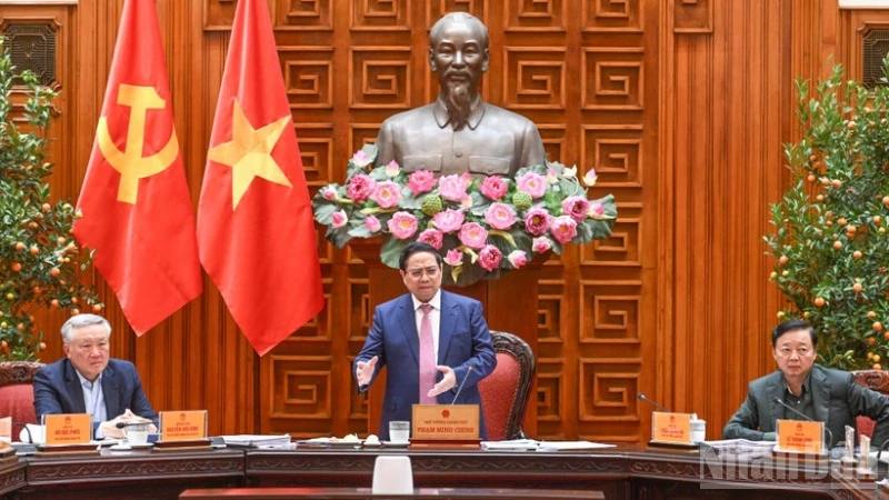 Dứt khoát không để thiếu xăng dầu trong bất cứ trường hợp nào