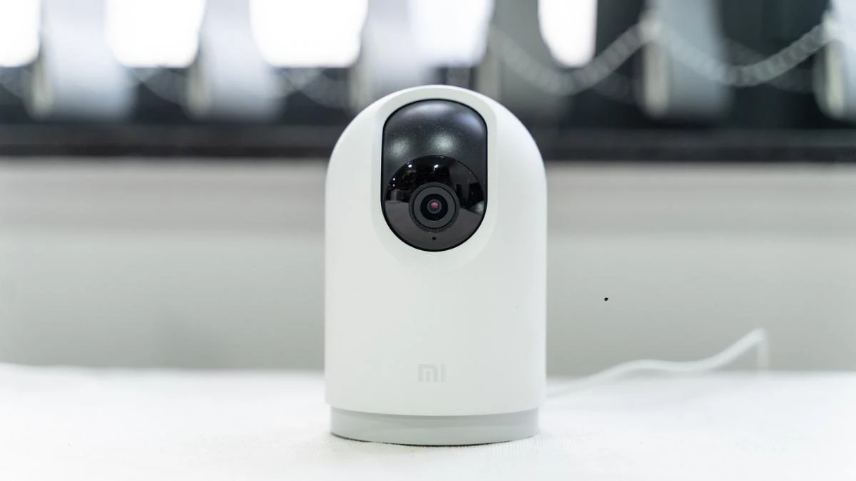 Camera nổi bật với thiết kế nhỏ gọn và quan sát từ xa tiện lợi