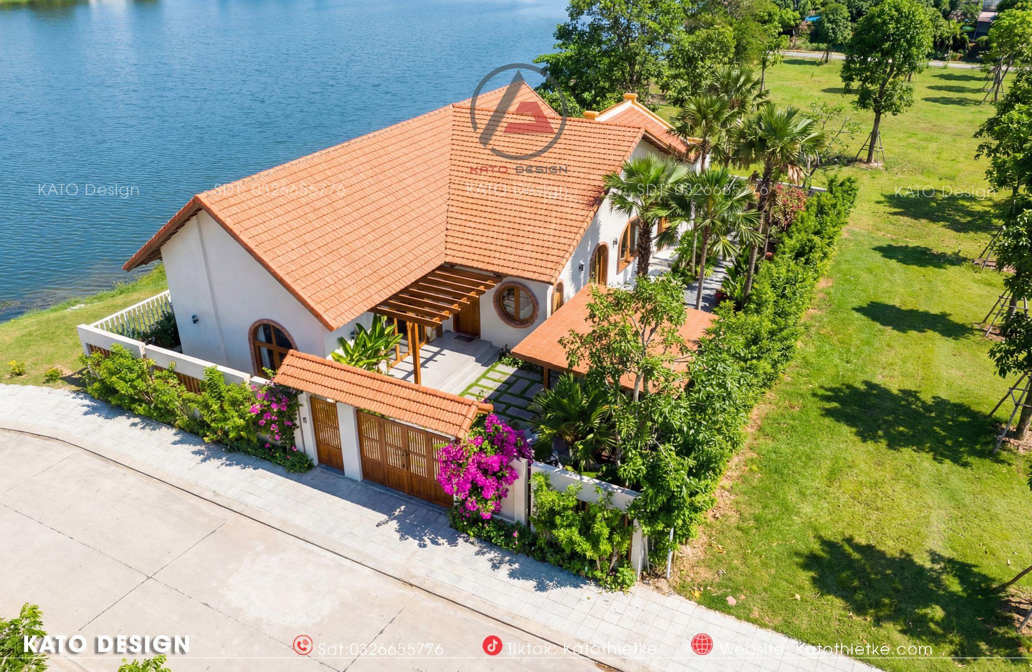 Mẫu nhà vườn mái ngói đỏ mang vẻ đẹp mộc mạc, hài hòa cảnh quan thiên nhiên