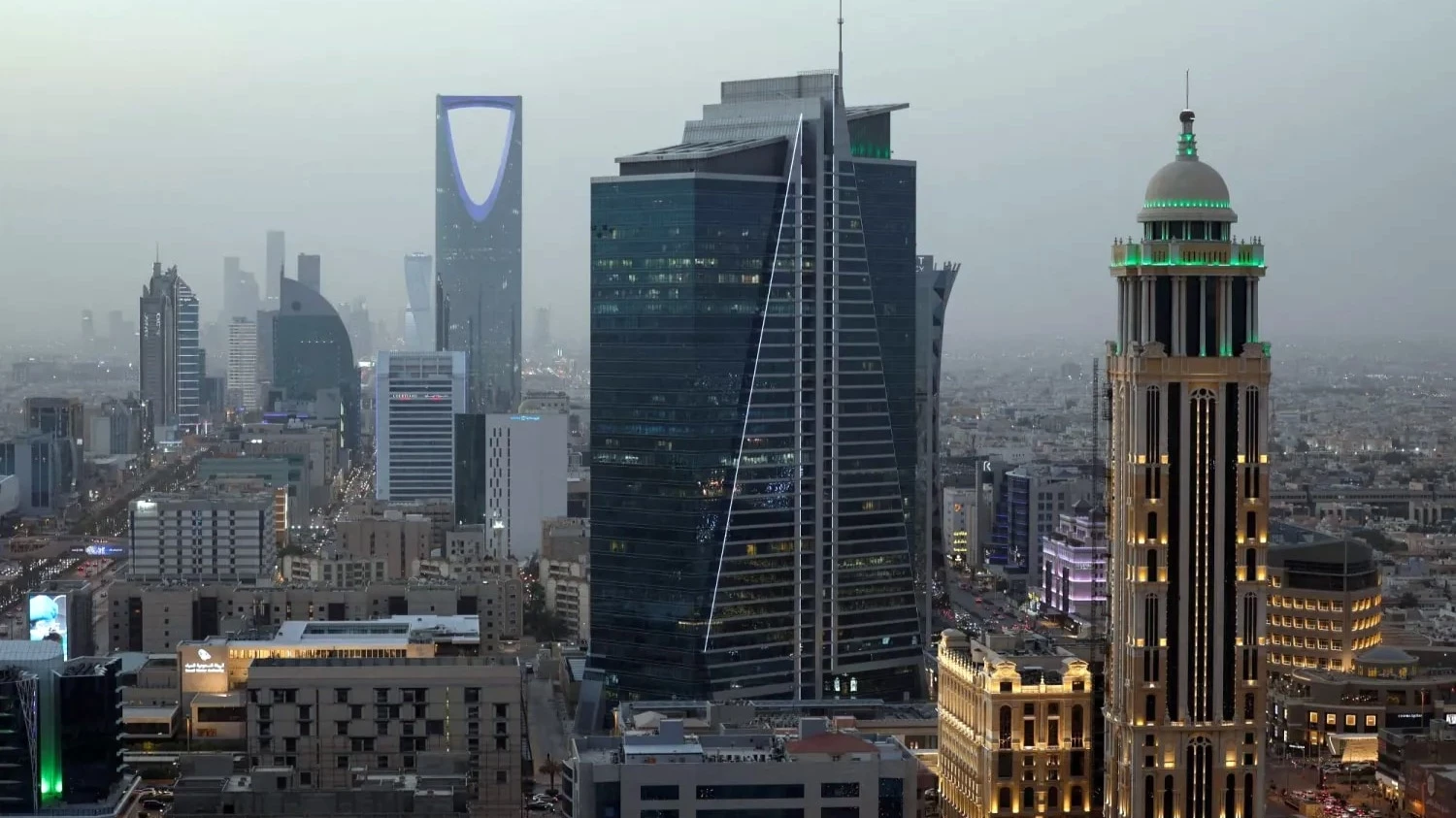 Sobi Saudi Mỹ khuyến nghị nhân viên chính phủ rời khỏi Saudi Arabia - Báo Tuyên ...