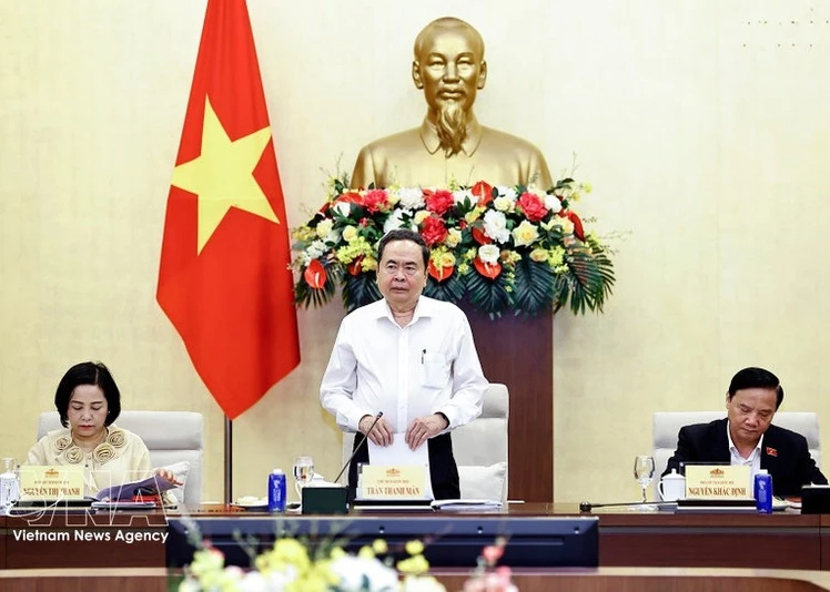 NA Chairman Tran Thanh Man speaks at the meeting (Photo: VNA)