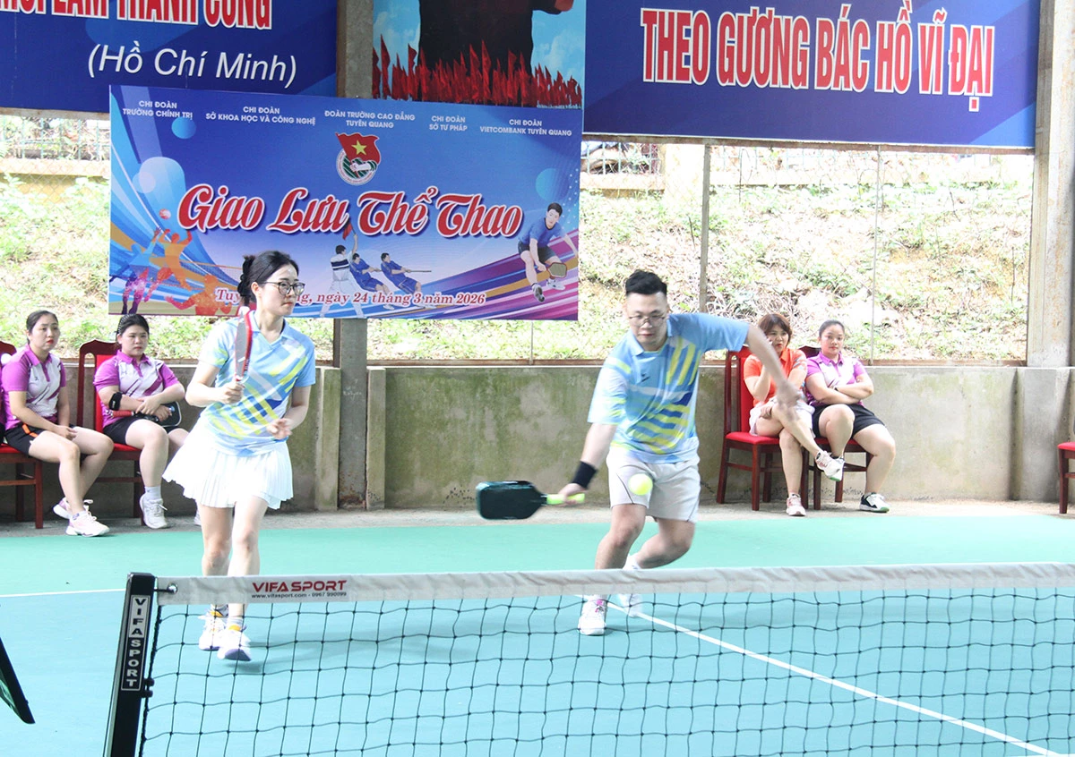 Các vận động viên tranh tài ở nội dung Pickleball.