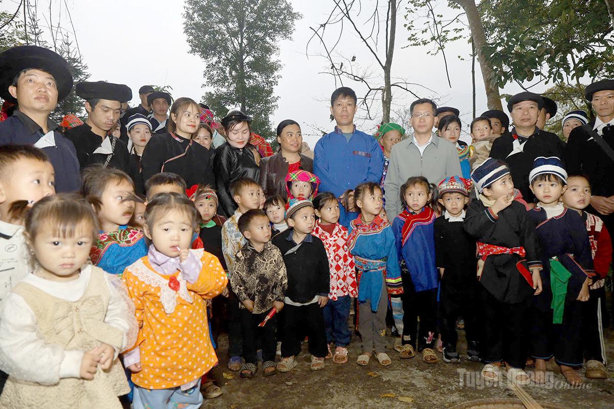 Children in the village wake up early to join their parents in attending the festival.