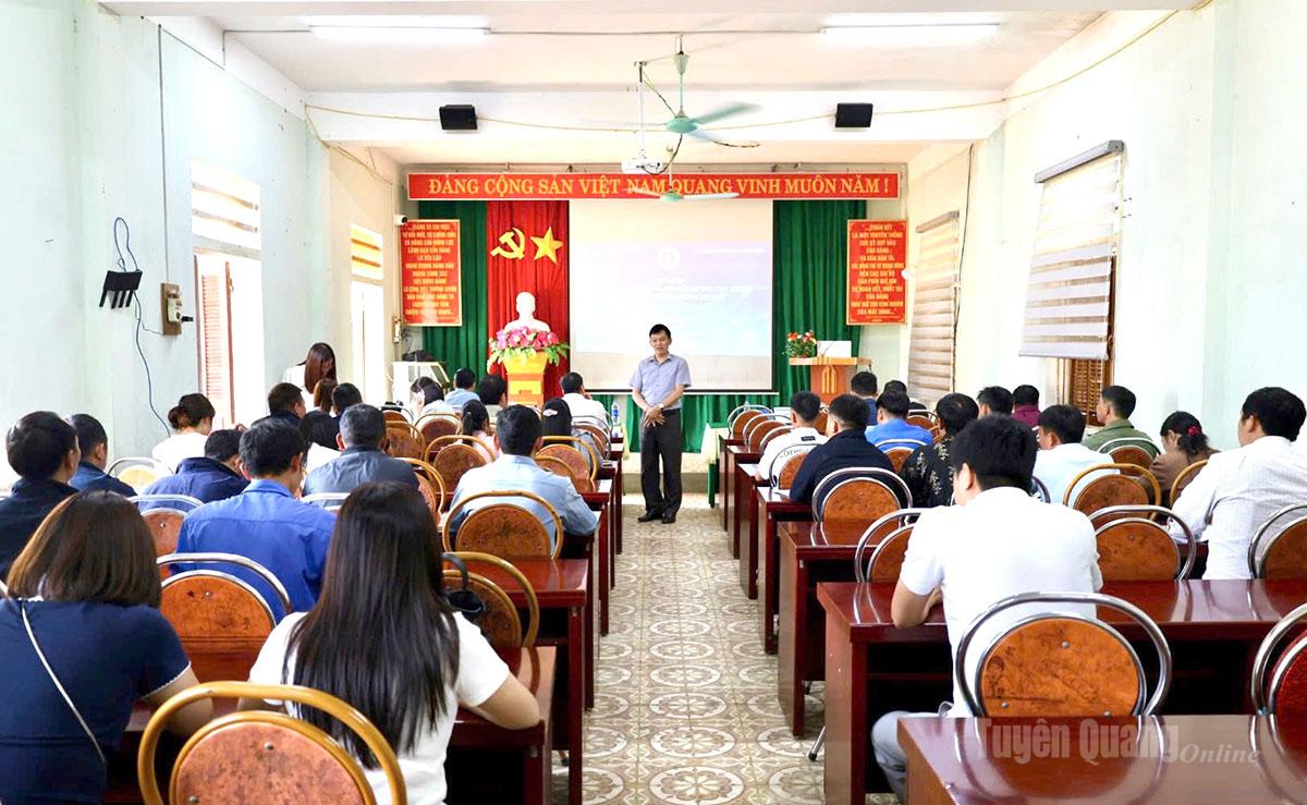 Lớp tập huấn, bồi dưỡng kiến thức công nghệ thông tin, chuyển đổi số.