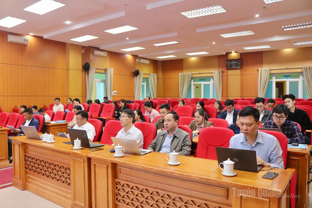 Các học viên tham gia lớp tập huấn.