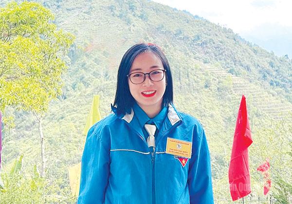 Chị Đặng Thị Hương, Bí thư Đoàn nhiệt huyết của xã Thanh Thủy.