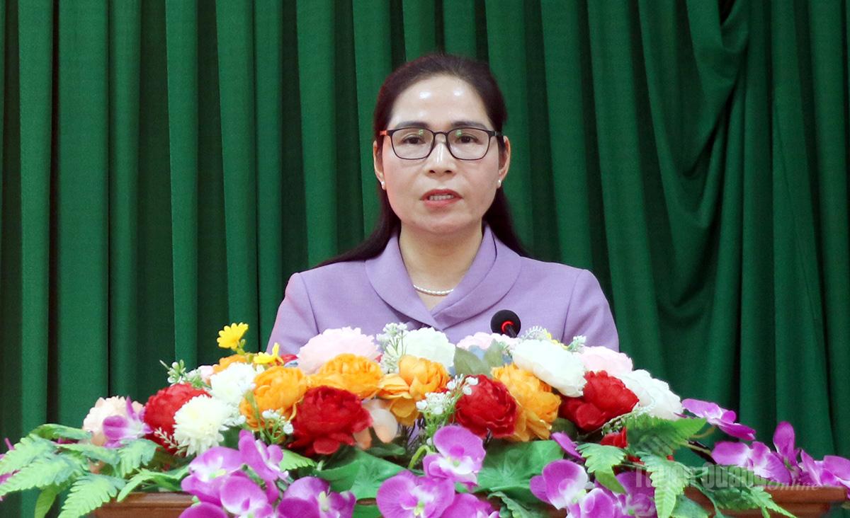 Ứng cử viên đại biểu HĐND tỉnh, khoá XX, nhiệm kỳ 2026-2031 Phạm Thị Hồng Yên trình bày chương trình hành động trước cử tri.