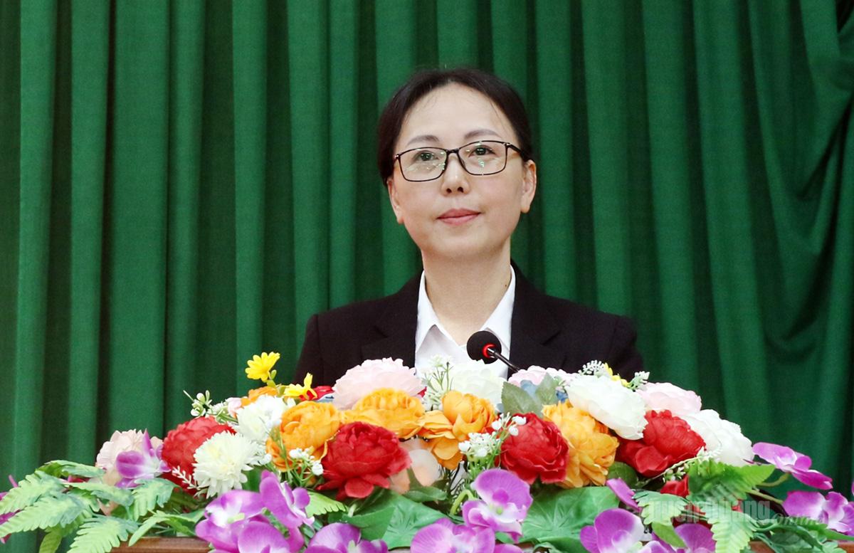 Ứng cử viên đại biểu HĐND tỉnh, khoá XX, nhiệm kỳ 2026-2031 Thào Thị Liên trình bày chương trình hành động trước cử tri.