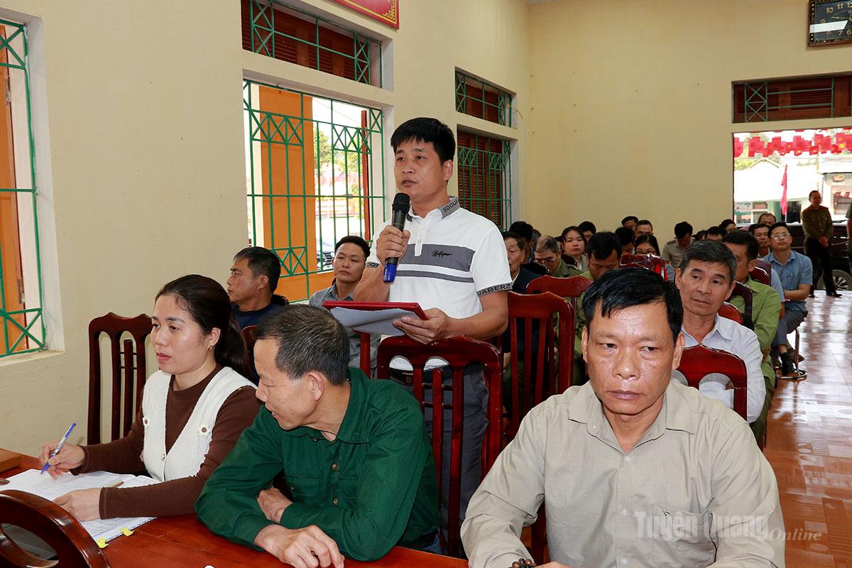 Cử tri xã Thái Sơn đánh giá cao chương trình hành động của các đại biểu ứng cử.