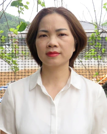 Chị Nguyễn Thị Thúy, Phó Giám đốc Công ty 
TNHH TM&SX gỗ - ván - dăm Phúc Anh, đội 2, 
thôn Thượng Bằng, xã Bằng Lang