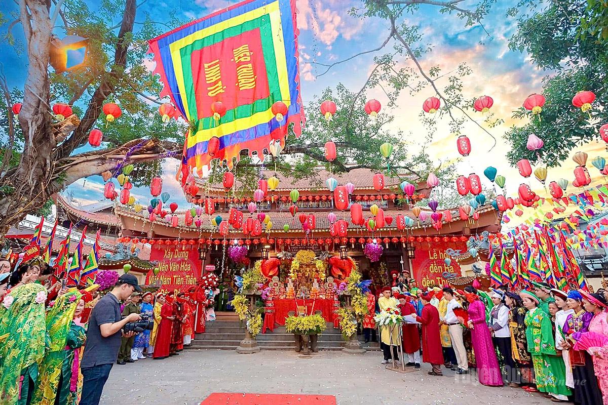 Đền Hạ trong những ngày Lễ hội Đền Thượng, Đền Hạ, Đền Ỷ La.