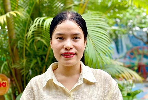 Cô Mã Thị Thắm,
giáo viên Trường Mầm non Hùng Lợi,
xã Hùng Lợi.