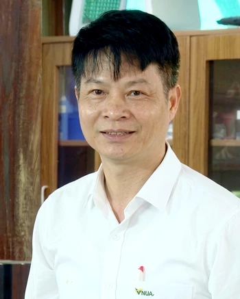 PGS. TS Hà Xuân Bộ, Phó Trưởng Khoa Chăn nuôi,
Học Viện Nông nghiệp Việt Nam