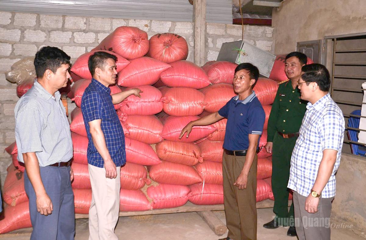 Kho thóc trong Quỹ gạo của 
thôn Đồng Trang, 
xã Hùng Lợi.