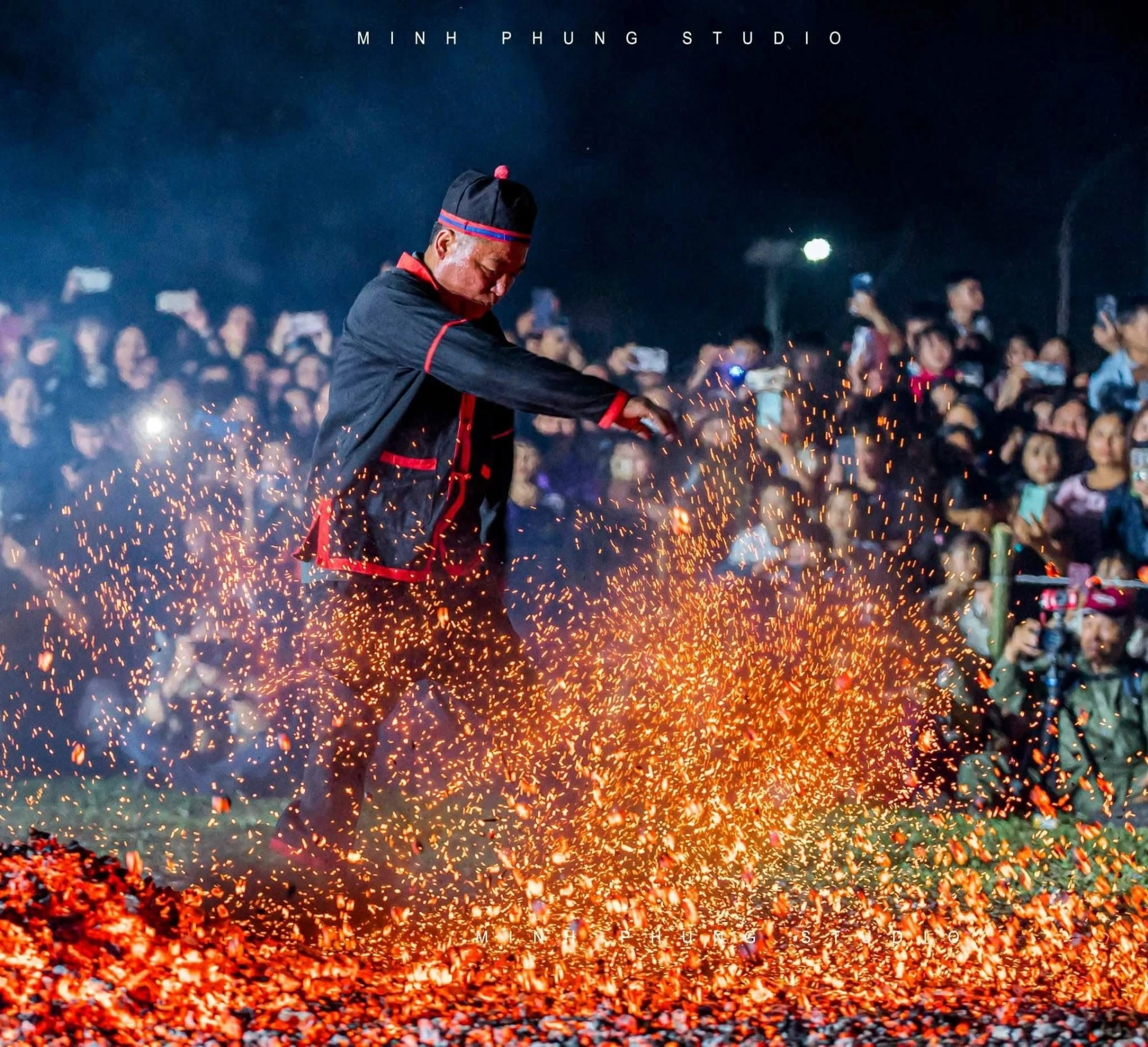 The fire dancing festival of the Pa Then ethnic group in Minh Quang commune is a national intangible cultural heritage, reflecting a mystical spiritual life.