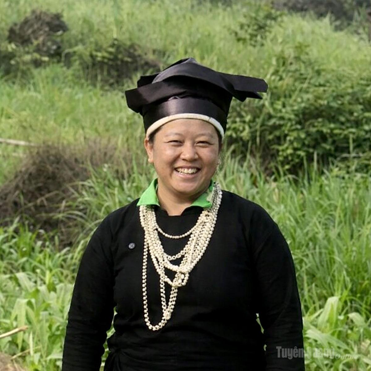 <em>Chị Ly Mảy Sín, dân tộc Nùng, thôn Thanh Long, xã Nghĩa Thuận</em>