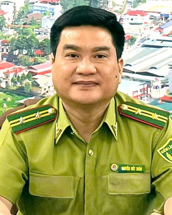 Đồng chí Nguyễn Viết Xuân, Hạt trưởng Hạt Kiểm lâm Khu vực XVI