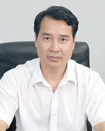 Đồng chí Phan Đình Bình (trong ảnh), Ủy viên Ban Chấp hành Chi bộ, Phó Chủ tịch Công đoàn cơ sở Quỹ Bảo vệ và Phát triển rừng tỉnh