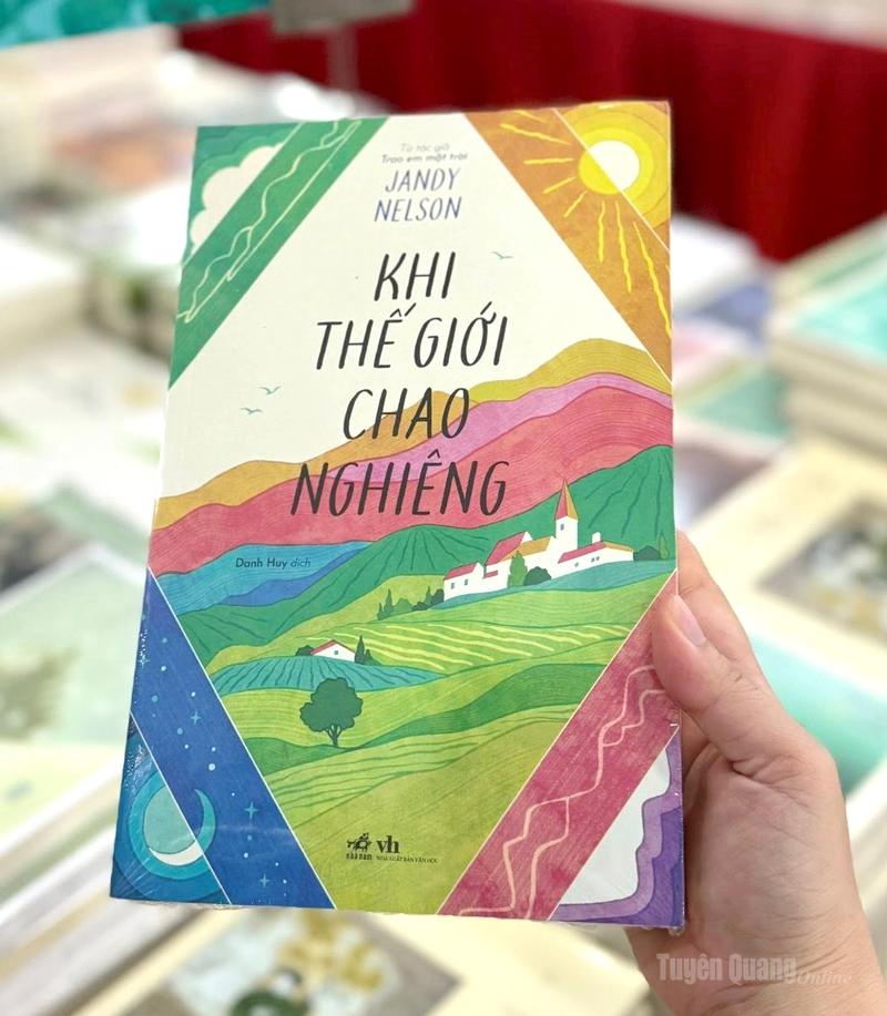 Cuốn sách không chỉ là câu chuyện về tuổi trẻ hay những rung động đầu đời, mà còn là một lời nhắc nhở về tình thân.