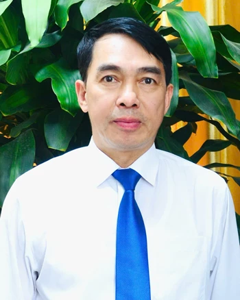 Đồng chí Trần Minh Học, Phó Giám đốc Sở Tài chính