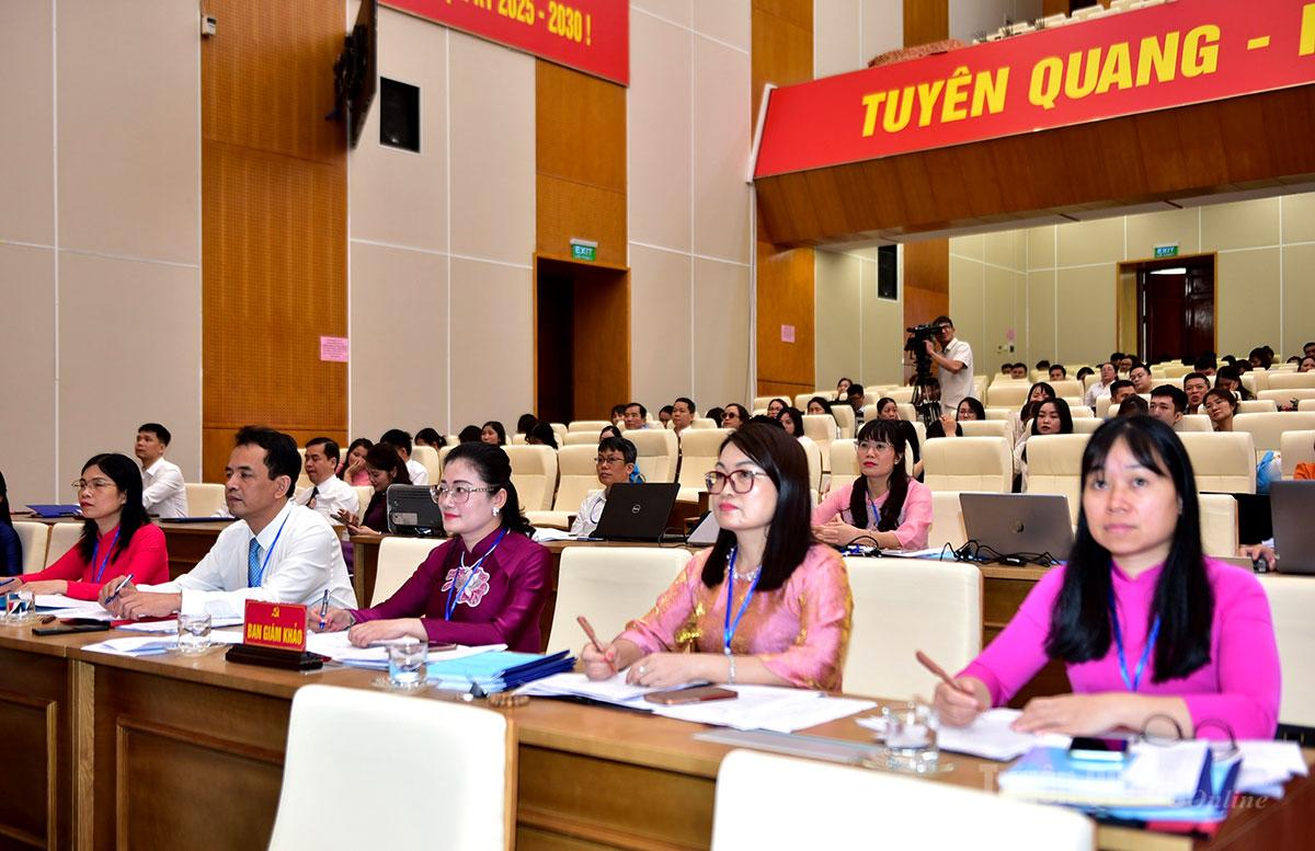 Ban Giám khảo hội thi.