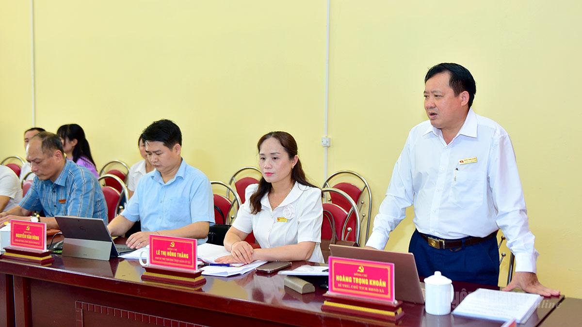 Lãnh đạo Đảng ủy xã Tiên Yên báo cáo các nội dung làm việc với Đoàn kiểm tra, giám sát số 282 của Ban Thường vụ Tỉnh uỷ.