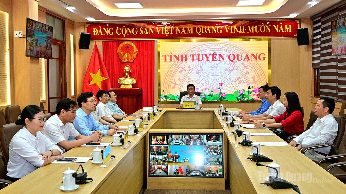 Các đại biểu dự tại điểm cầu tỉnh Tuyên Quang.