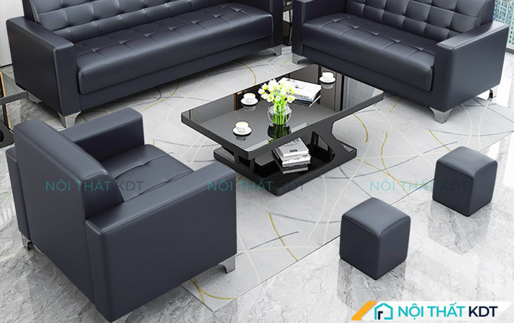 Không gian phòng khách hiện đại với bộ sofa là điểm nhấn trung tâm.