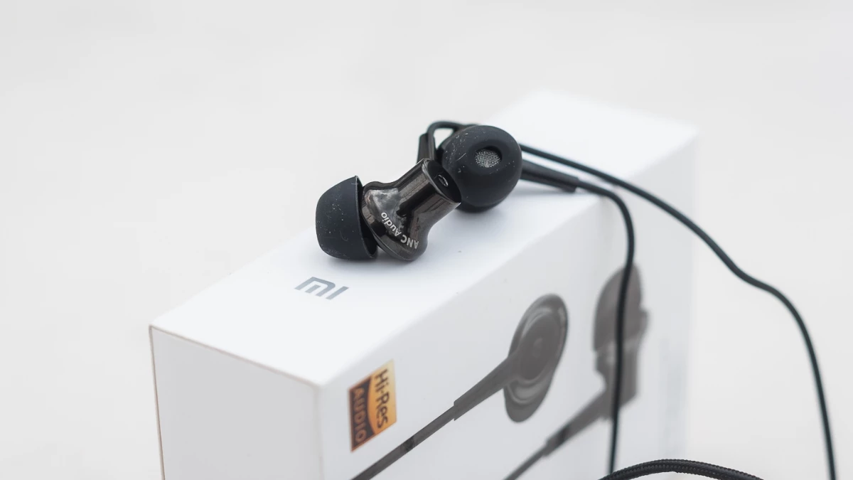Thiết kế của tai nghe Xiaomi