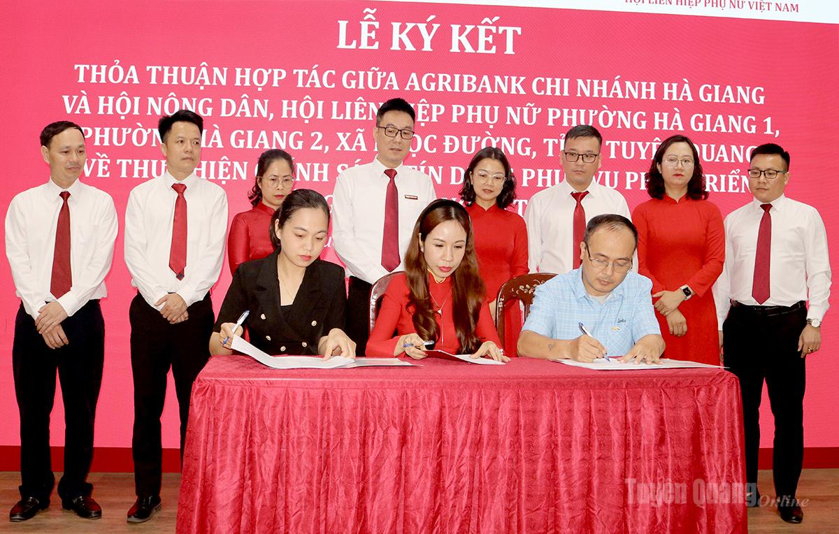 Các đơn vị kết thỏa thuận hợp tác tín dụng phục vụ phát triển nông nghiệp, nông thôn.