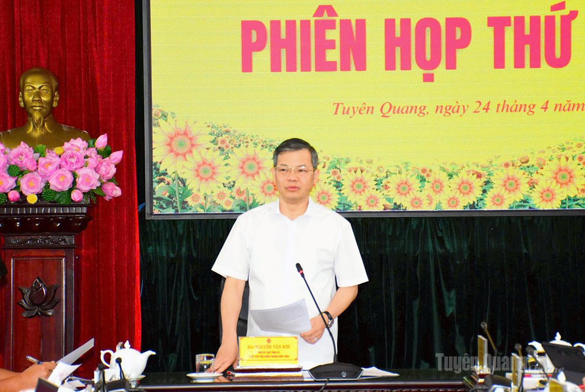 Đồng chí Nguyễn Văn Sơn, Phó Bí thư Tỉnh uỷ, Chủ tịch HĐND tỉnh phát biểu kết luận phiên họp.