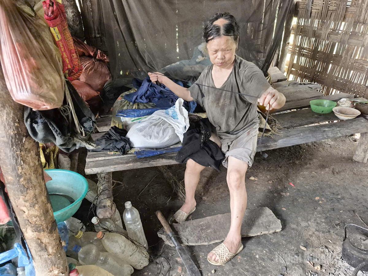 Bà Cháng Thị Lau, thôn Phiêng Đế, xã Mậu Duệ, tỉnh Tuyên Quang sống một mình.