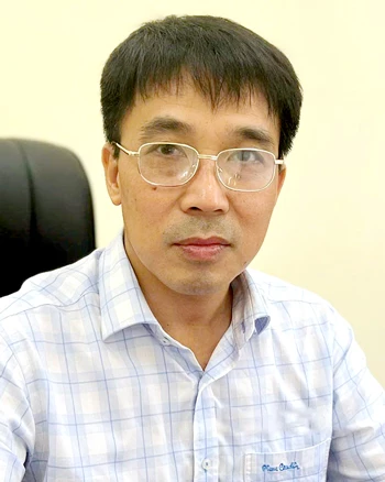 Đồng chí Bùi Công Phượng, Phó Giám đốc Ban Quản lý Dự án Đầu tư xây dựng công trình số 1