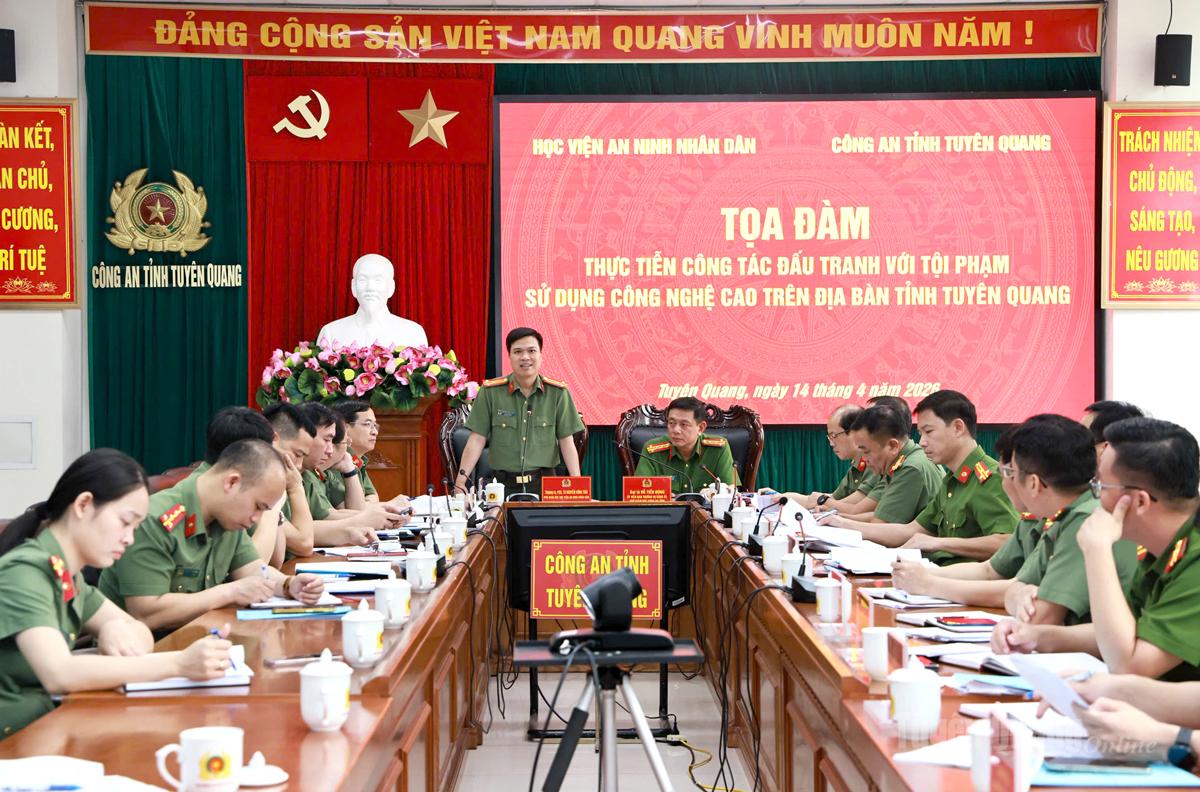 Toàn cảnh buổi toạ đàm.