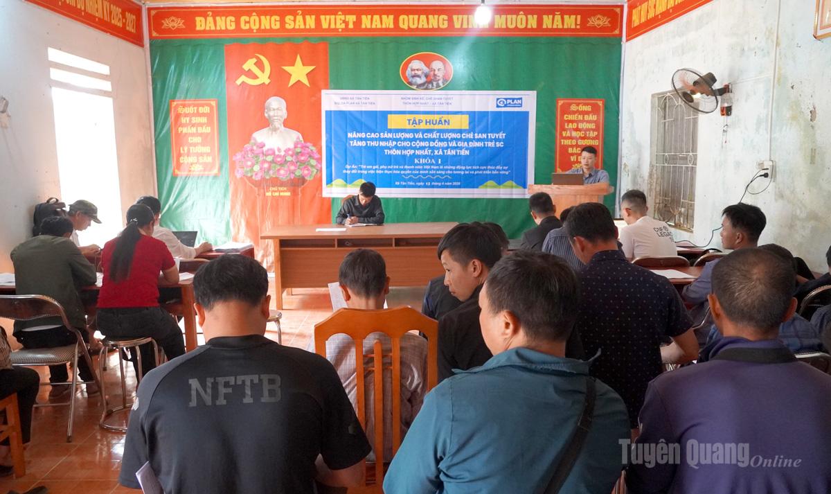 Toàn cảnh lớp tập huấn.