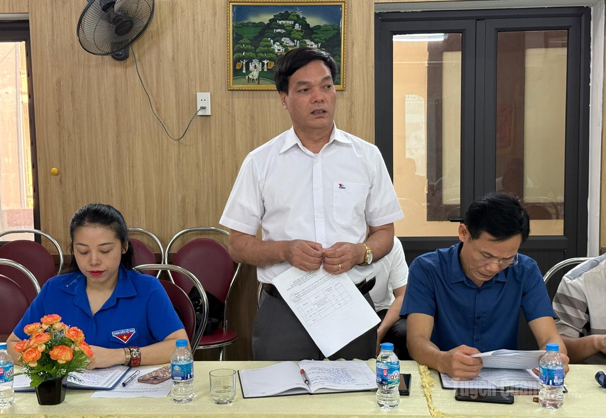 Lãnh đạo Trường Cao đẳng Tuyên Quang phát biểu tại hội nghị.