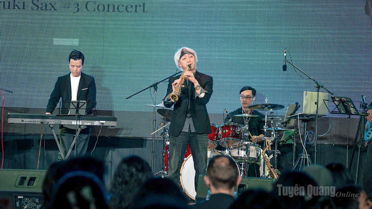  Nghệ sĩ Bảo Anh trong show diễn “Melodies of life”.