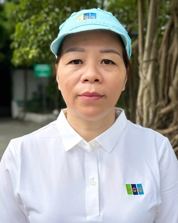 Bà Lưu Thị Văn,
công nhân Tổng Công ty May Tuyên Quang LGG chi nhánh Yên Sơn