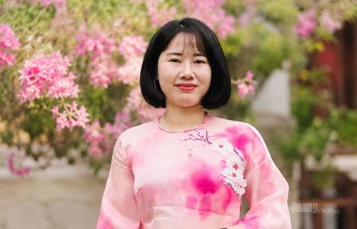 Cô giáo 
Lê Thu Thảo, 
Hiệu trưởng Trường THCS Bình Xa, 
xã Bình Xa.