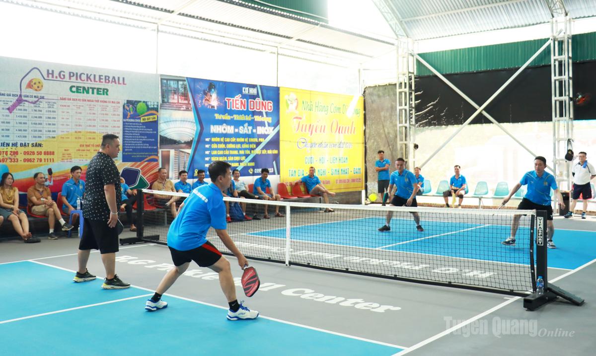 Một trận Pickleball hấp dẫn.
