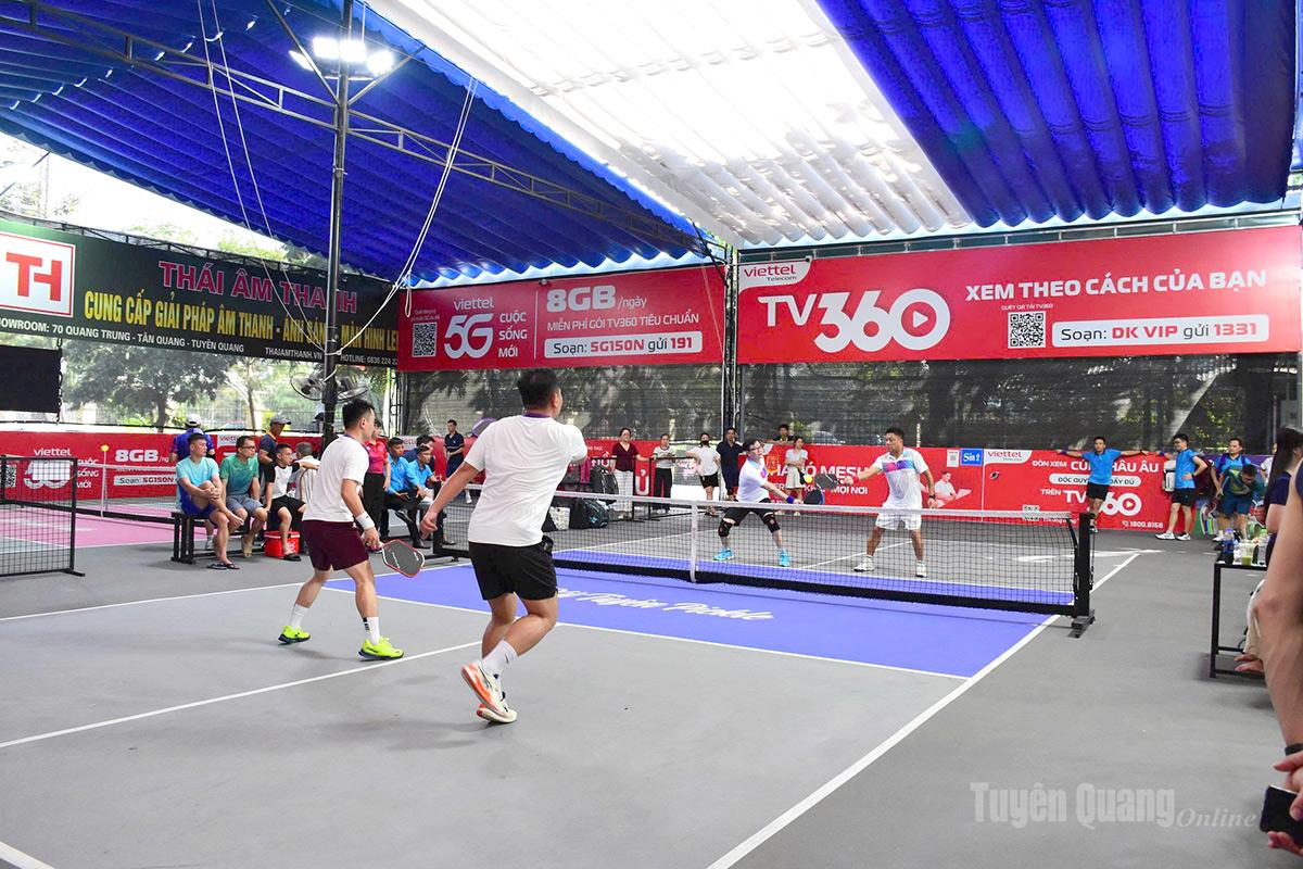 Một trận thi đấu nội dụng đôi năm tại giải.