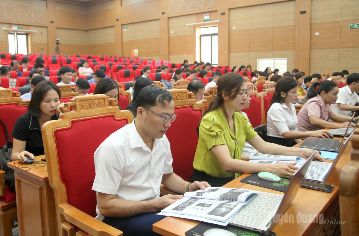 Các đại biểu dự lớp tập huấn tại xã Bắc Mê.
