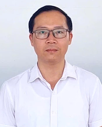 Ông Nguyễn Tiến Long, Trưởng phòng Dịch vụ phát triển xe du lịch Kia-Mazda,
Đại lý Nhật Tân Tuyên Quang