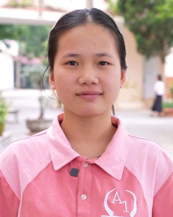 Em Nông Quỳnh Chi,
lớp 12A1, Trường PTDT Nội trú THPT Hà Giang