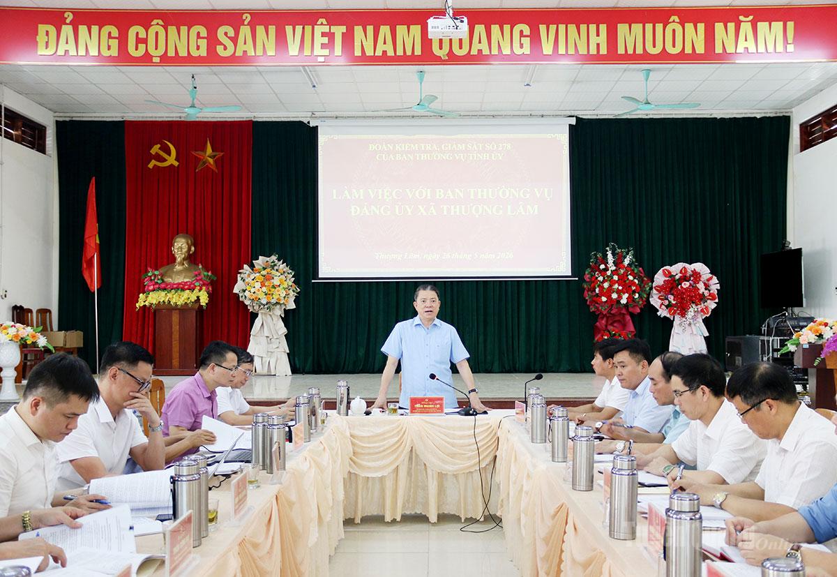 Đồng chí Trần Mạnh Lợi, Ủy viên Ban Thường vụ Tỉnh ủy, Trưởng ban Tuyên giáo và Dân vận Tỉnh ủy phát biểu chỉ đạo tại buổi làm việc.