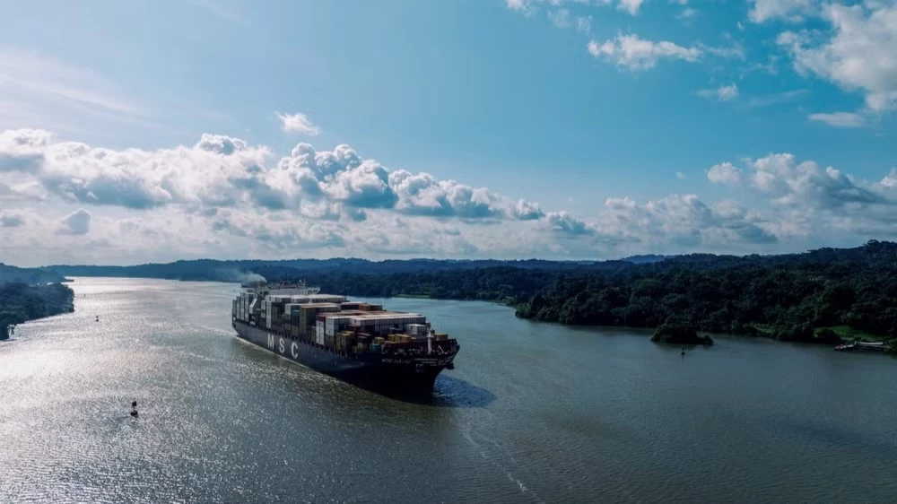 Eo biển Hormuz đình trệ, kênh đào Panama trở nên sôi động - Báo Tuyên ...